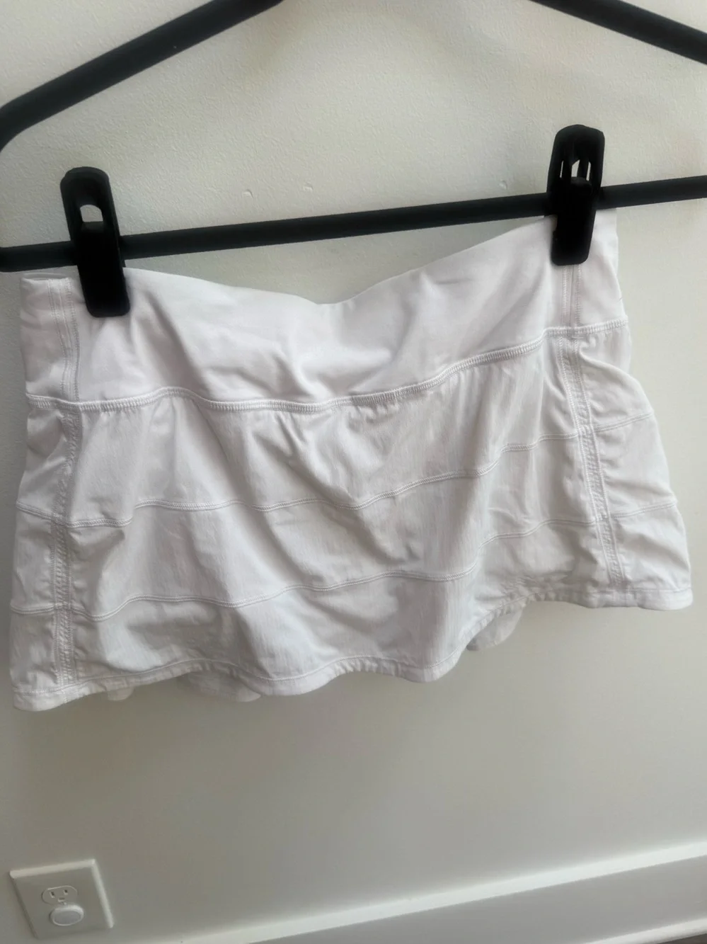 Lululemon Women’s White Active Skort Shorts - Classic Athletic Style